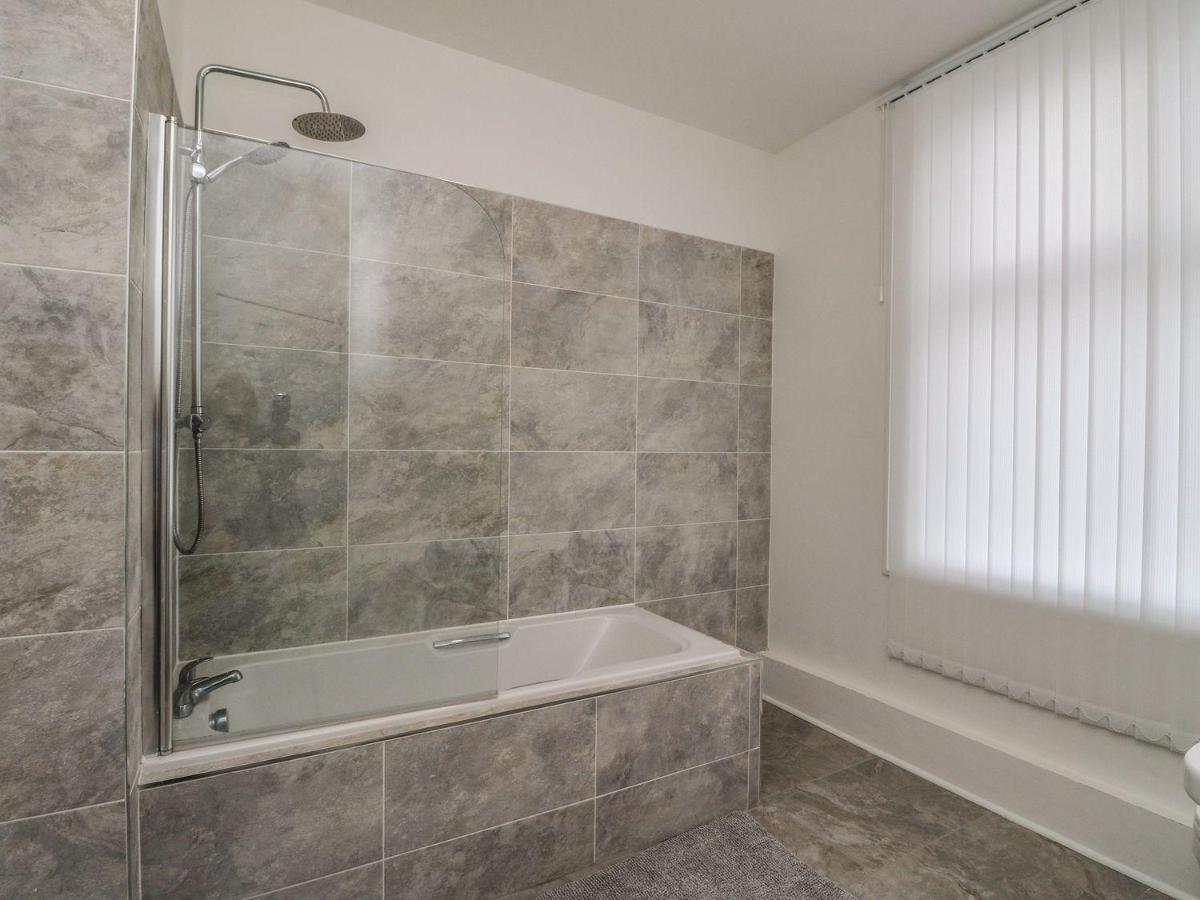 Annielea Is A Cosy 3 Bed Cottage In Helensburgh Extérieur photo